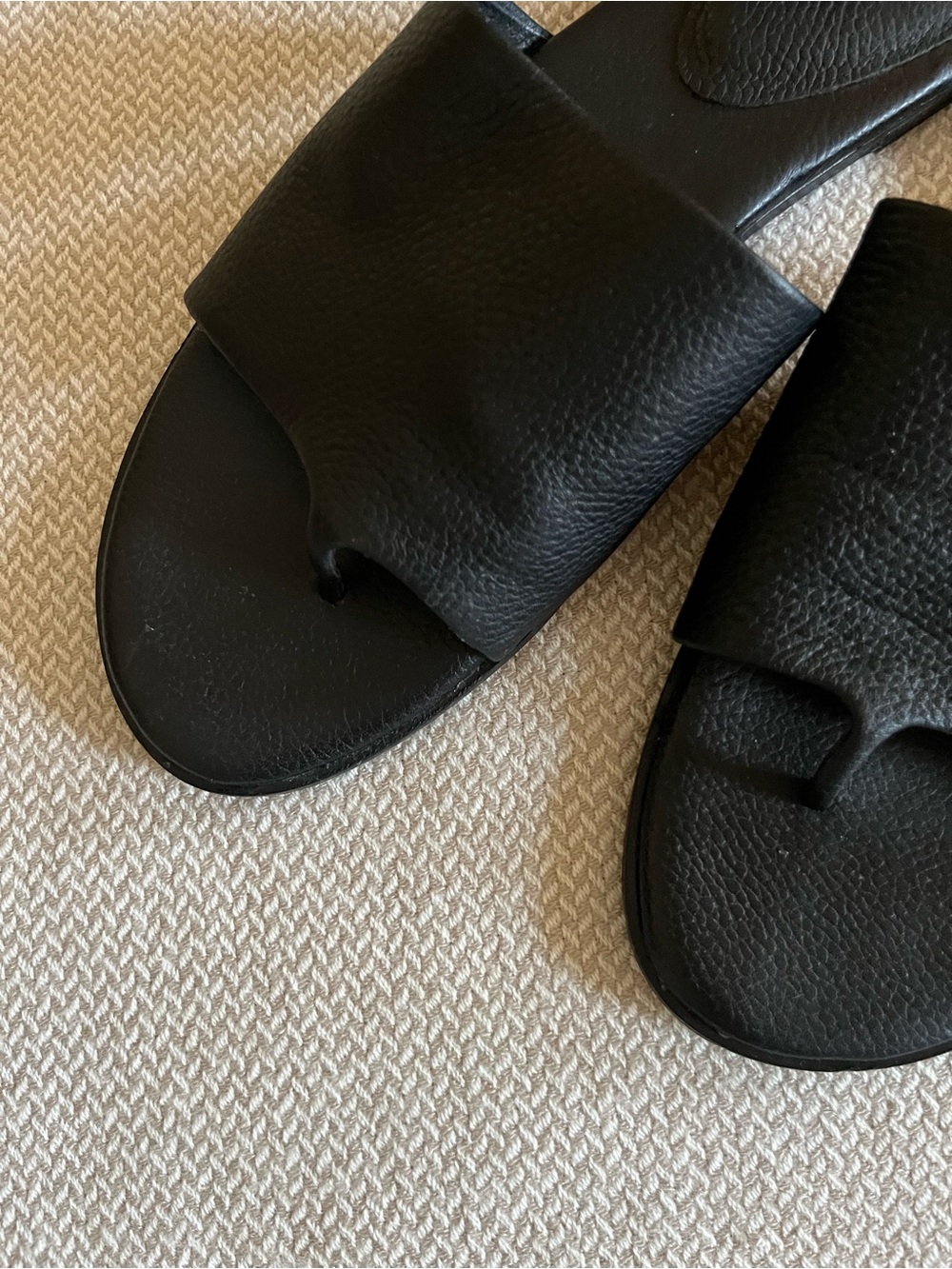 Eileen Fisher Edge Black Leather Slip On Sandals Size 9.5 - Picture 4 of 6